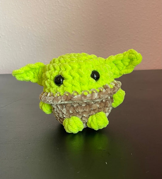 Lil’ Alien Crochet Plushie